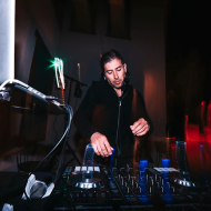 Late Night with DJ Oliver Knight